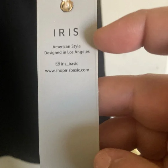 NWT IRIS TOP - Picture 8 of 11